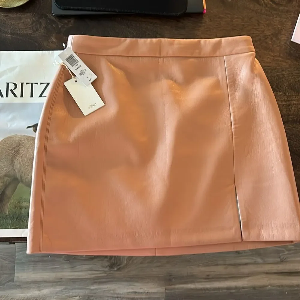 NWT Aritzia Wilfred Tempest / Patio Vegan Leather Mini Skirt - Picture 9 of 9